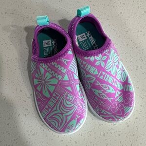 Speedo Kids Water Shoes - Pink and Green